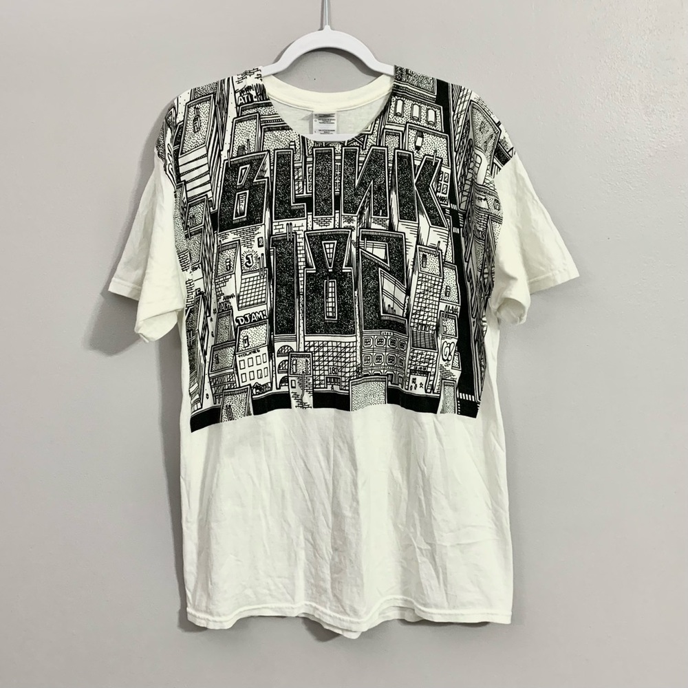 Blink-182 Neighborhoods Album Cover White Band T-Shirt Men’s size Large